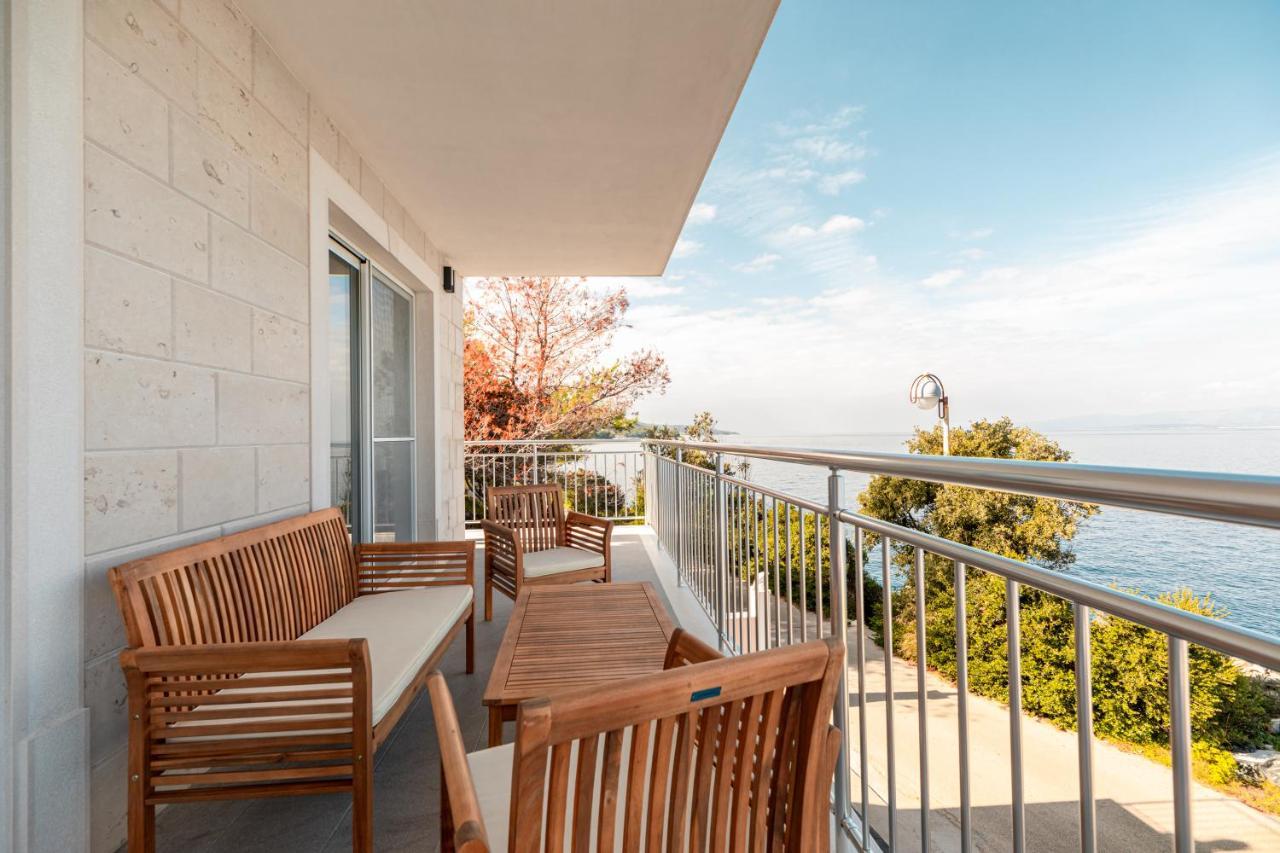 Vila Apartments Marina Blato  Экстерьер фото