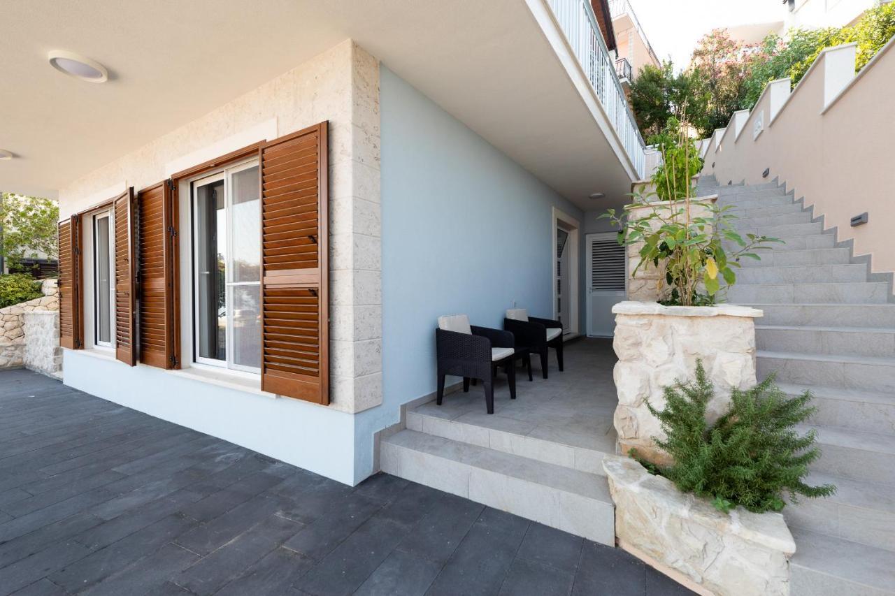Vila Apartments Marina Blato  Экстерьер фото