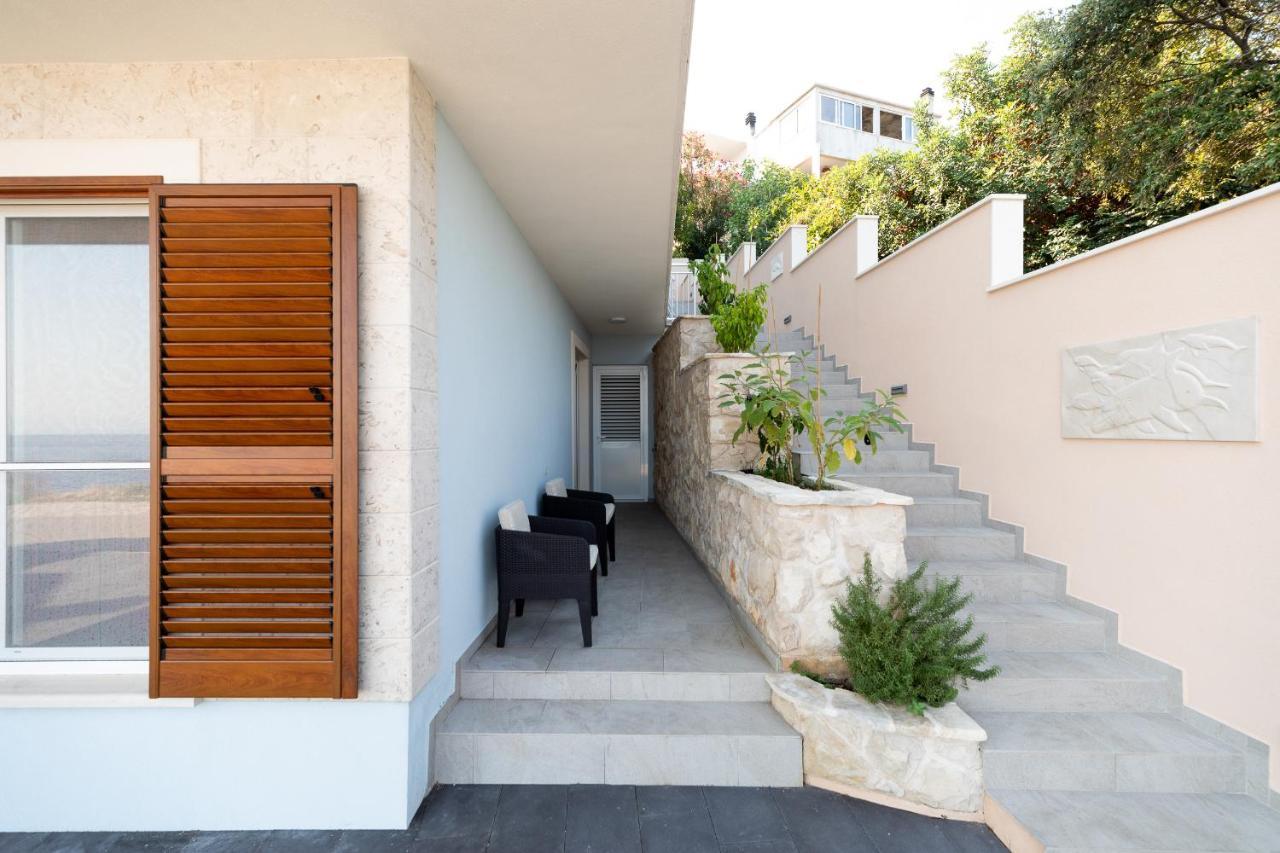 Vila Apartments Marina Blato  Экстерьер фото