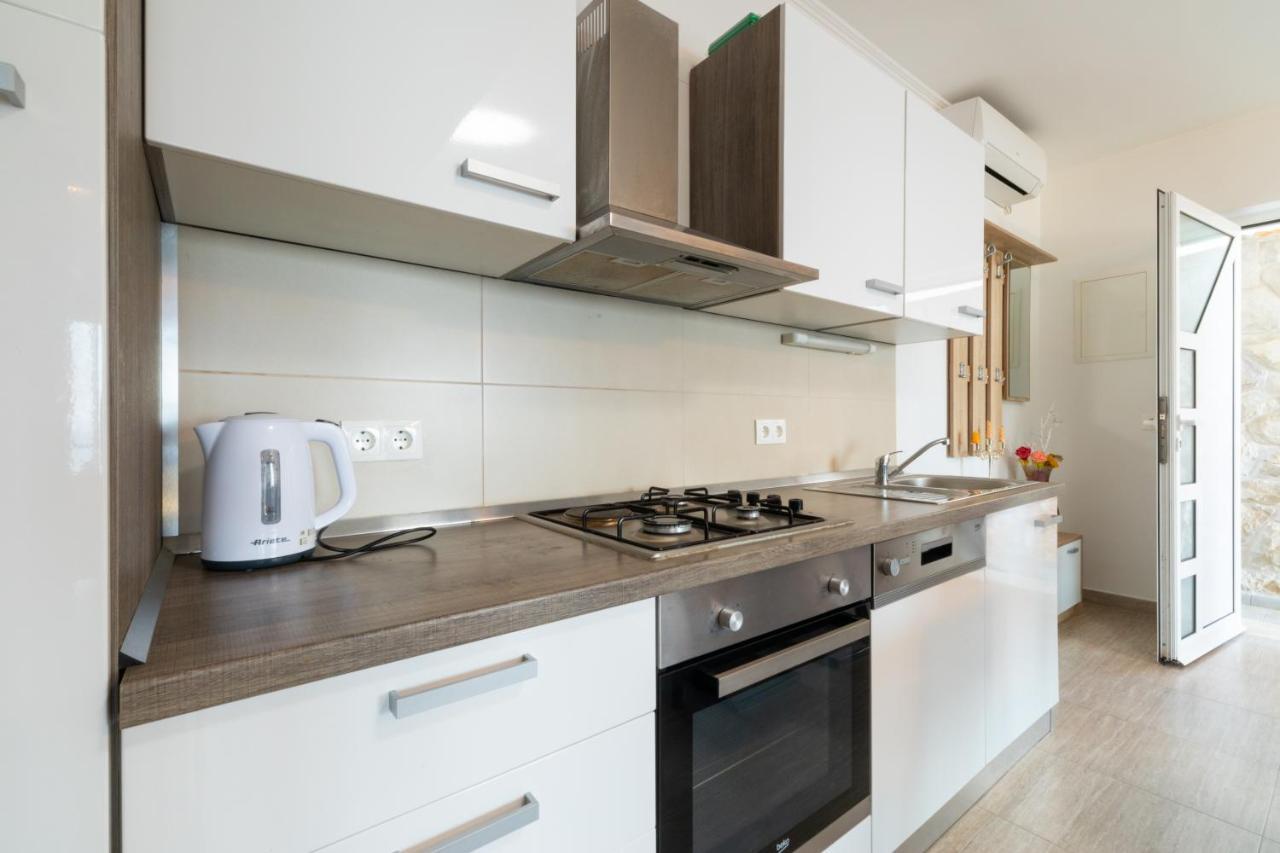 Vila Apartments Marina Blato  Экстерьер фото