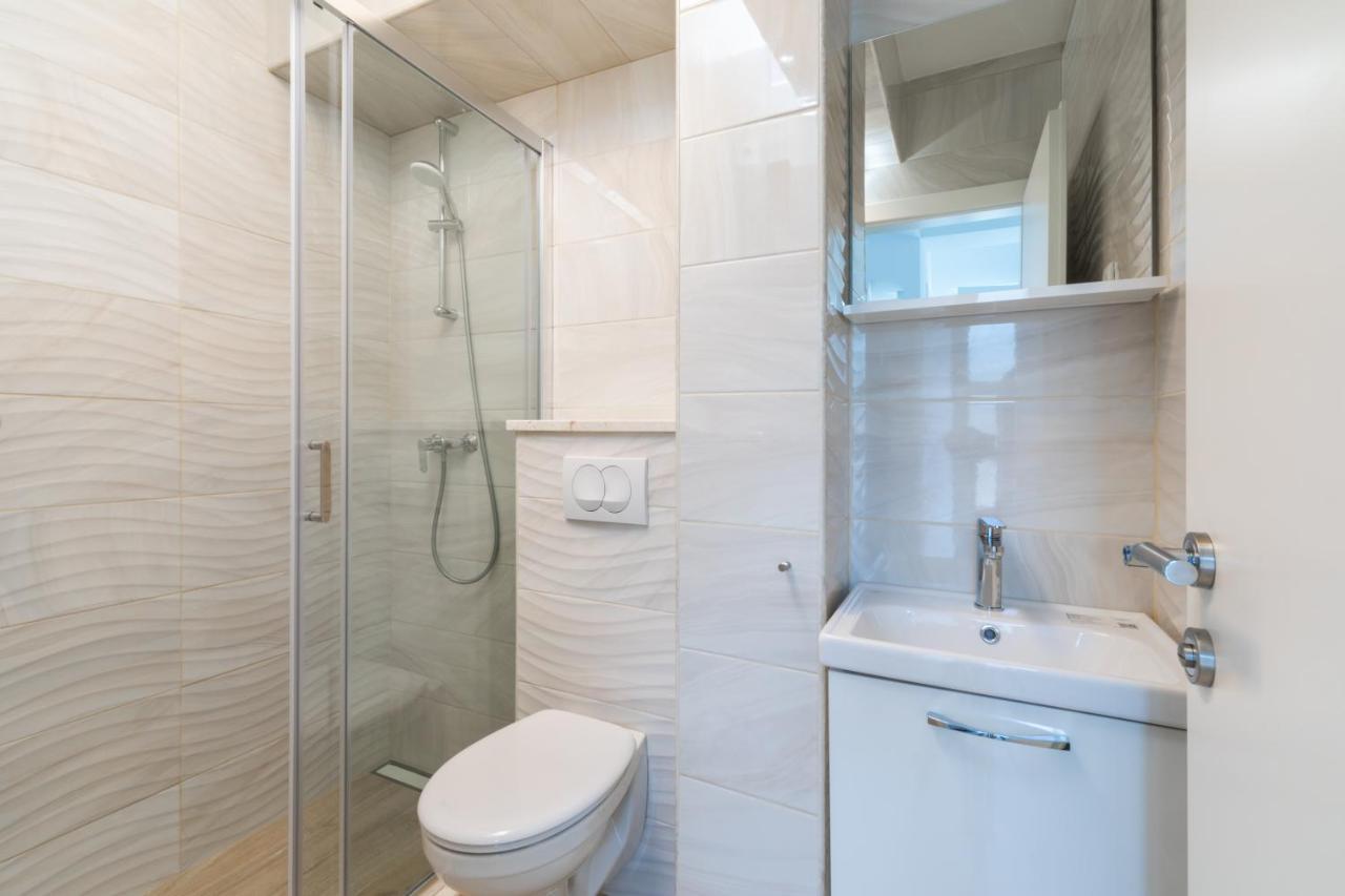 Vila Apartments Marina Blato  Экстерьер фото