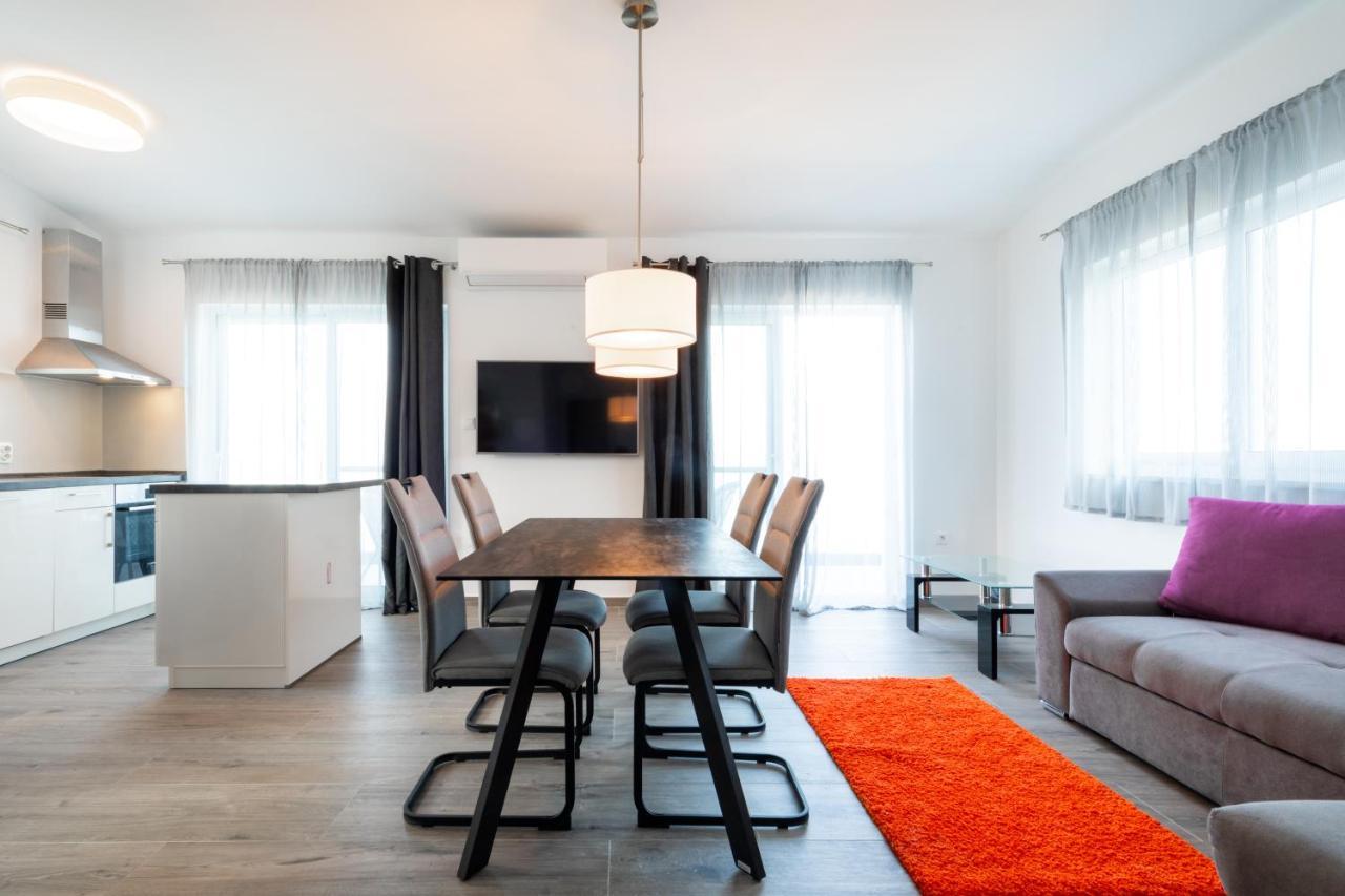 Vila Apartments Marina Blato  Экстерьер фото